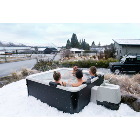 Minipiscina SPA cu pereti rigizi mSPA Oslo Aero Plus, patrata, 6 locuri [1]
