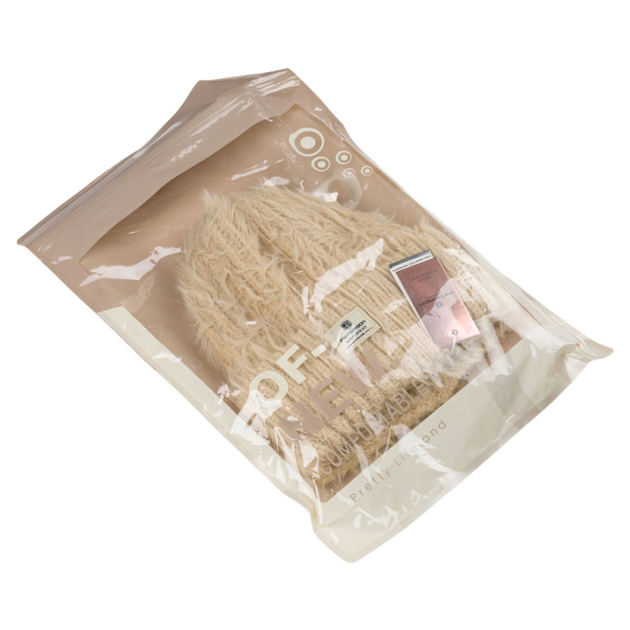 Căciulă beanie bej pentru femei, confecționată din nailon, acoperită cu o textură care imită blana - Peterson PTR-PTN HAT-11-5554 KHAK [9]