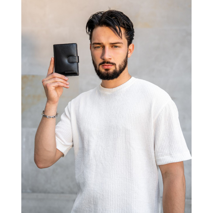 Set cadou: portofel vertical bărbătesc din piele neagră cu sistem RFID și curea din piele ecologică - Peterson [2]