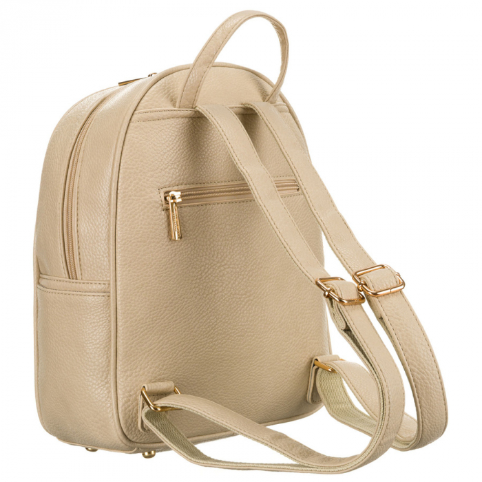 Rucsac urban de damă, de dimensiuni mici, de culoare bej, decorat cu matlasare, nituri aurii și un breloc la modă, confecționat din piele ecologică Peterson PTR-PTN SPY-1-F19 D.BEIG [4]