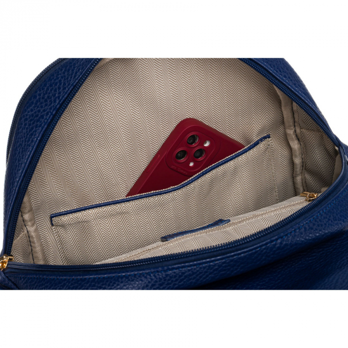Rucsac elegant de damă bleumarin cu clapă decorată cu accesorii aurii, piele ecologică Peterson PTR-PTN SPY-2-F19 NAVY [9]