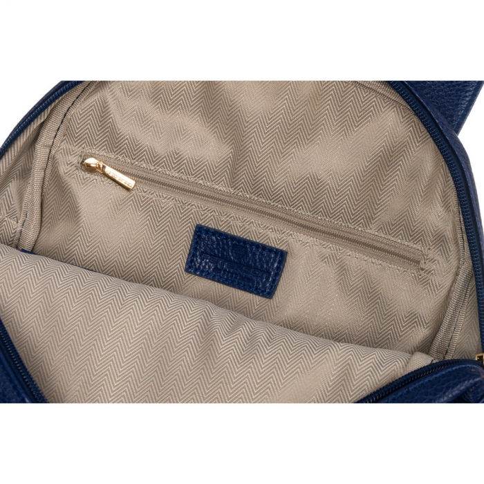 Rucsac elegant de damă bleumarin cu clapă decorată cu accesorii aurii, piele ecologică Peterson PTR-PTN SPY-2-F19 NAVY [8]