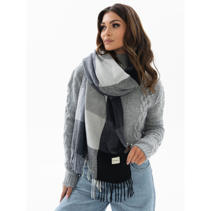 Eșarfă de damă cu două fețe, într-o culoare dominantă neagră, decorată cu franjuri - Rovicky PTR-R-SP100-7023 [2]