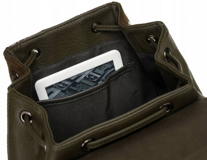 Rucsac de damă din piele ecologică cu clapă - David Jones PTR-6885-2 KHAKI [7]