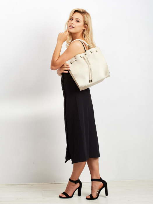 Kwadratowy shopper bag ściągany troczkiem, skóra naturalna - Rovicky [5]