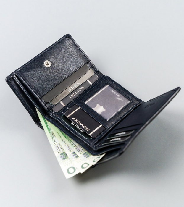 Mały, poziomy portfel damski ze skóry naturalnej, z ochroną RFID — Cavaldi [8]