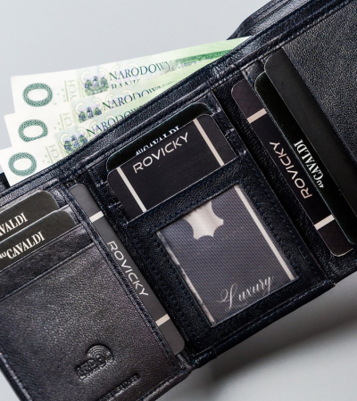 Mały, poziomy portfel damski ze skóry naturalnej, z ochroną RFID — Cavaldi [6]