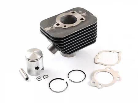 Set motor Piaggio Ciao/Bravo/Si (bolt 10mm) AC-2T 50cc, 38.2mm [1]