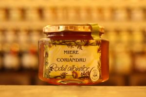 Miere,suplimente miere - Miere de coriandru 500g "Rodul albinelor" - Prisaca Transilvania