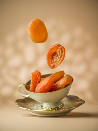 Toate Produsele - Caise deshidratate osmotic infuzate in suc de mere 200g