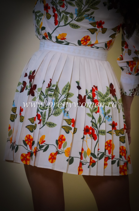 Fusta plisata cu imprimu floral [6]