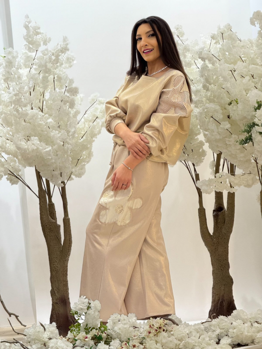 Pantaloni dama cu floare evazati [4]