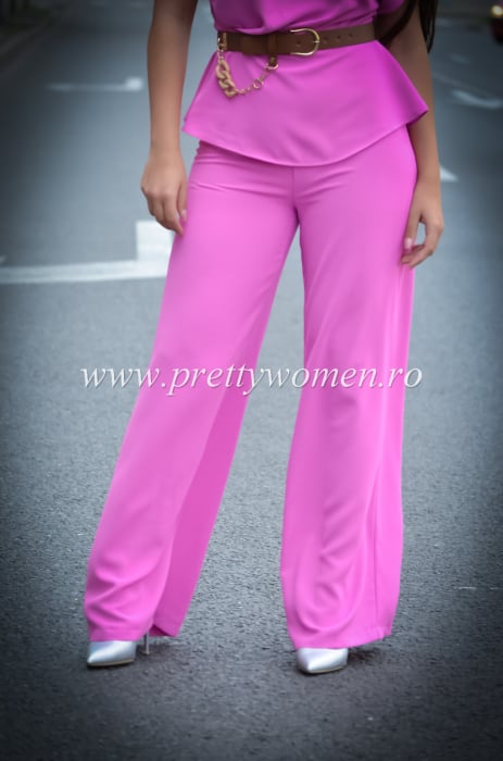 Costum fuxia cu pantaloni evazati [5]