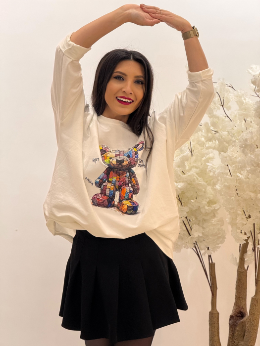 Bluza alba din bumbac asimetrica cu impimeu ursulet [2]
