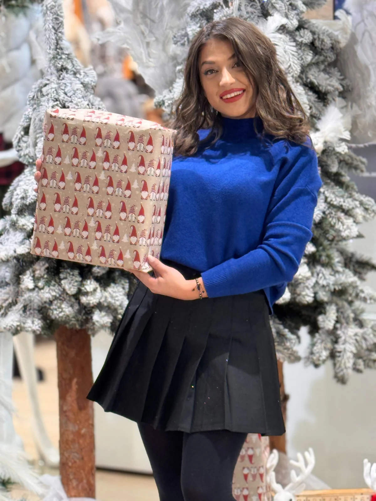 Bluza albastra pe gat cu maneca lunga [3]