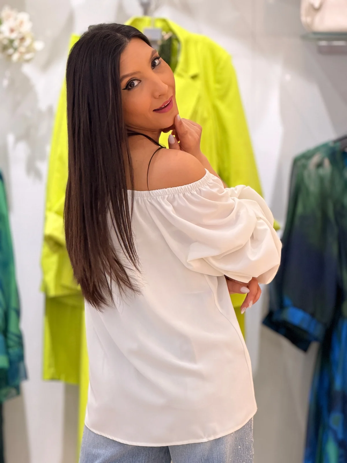 Bluza dama alba cu maneci bufante [3]