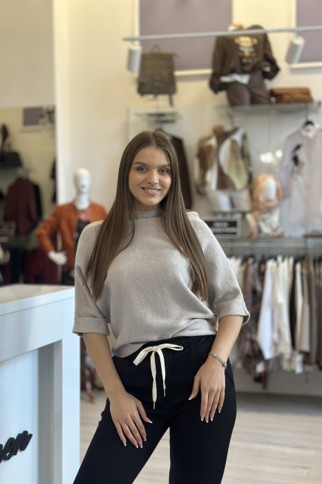 Bluza dama bej stil fluture [2]