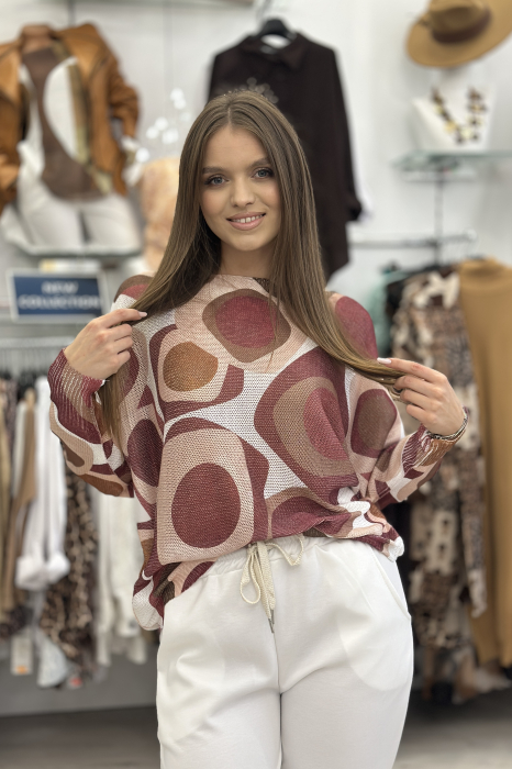 Bluza dama cu maneci tip fluture cu imprimeu romburi bordo cu bej [3]