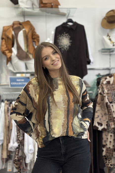 Bluza dama cu maneci tip fluture maro cu negru si auriu