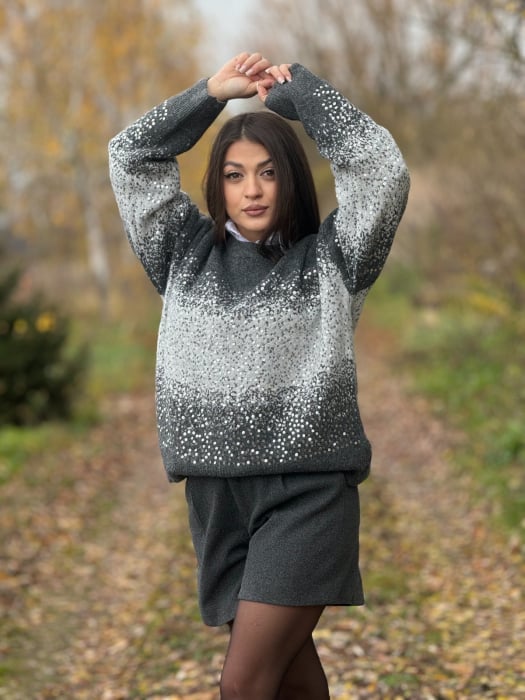 Bluza dama gri tricotata cu gat rotund si paiete - Pretty Women [2]