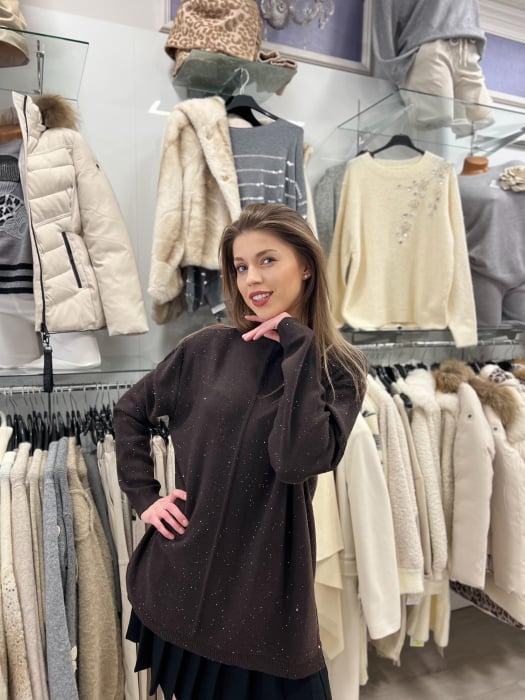 Bluza dama maro cu sclipici si gat rotund [2]