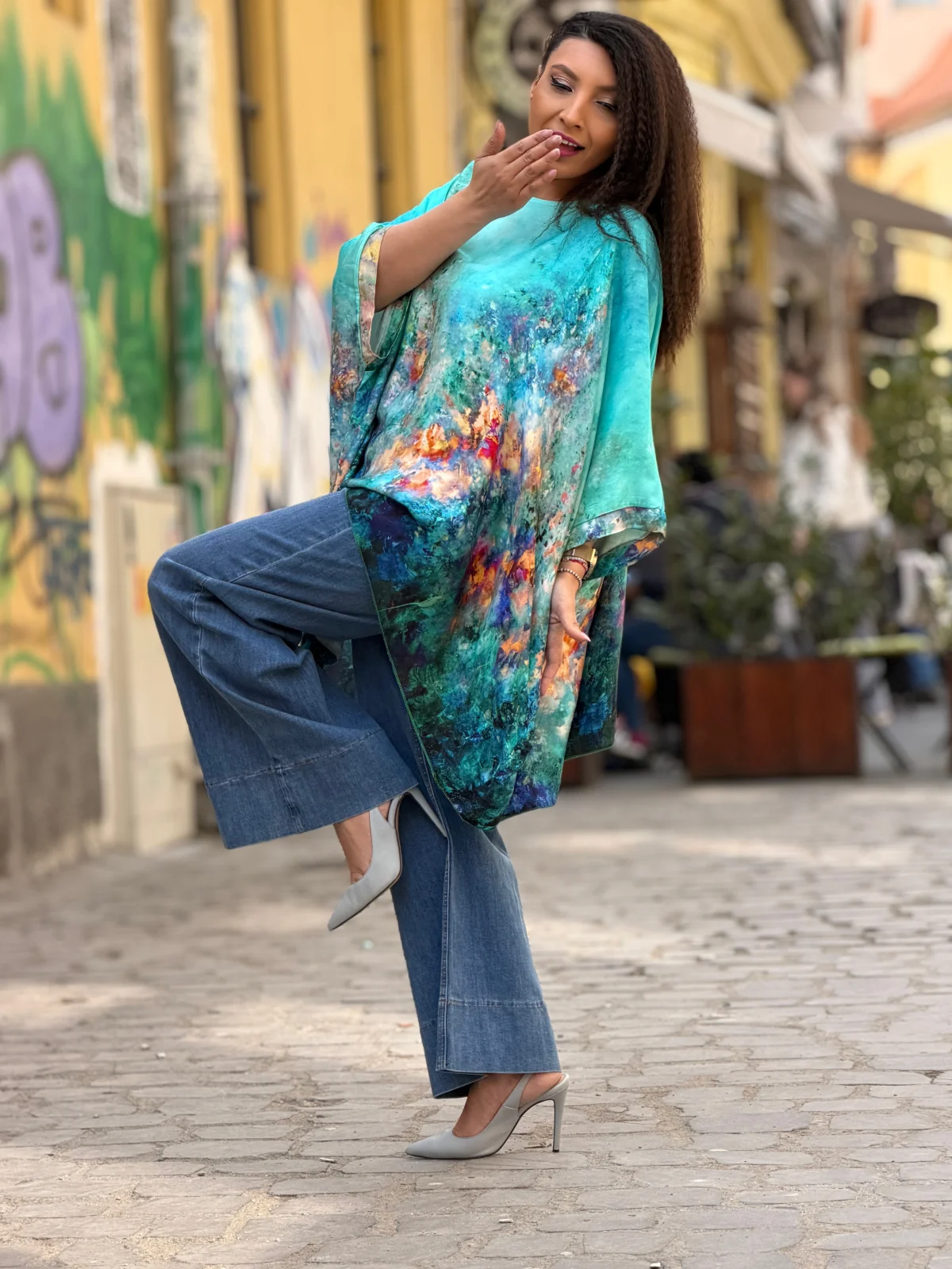 Bluza dama turcoaz in colturi cu imprimeu Picasso [5]