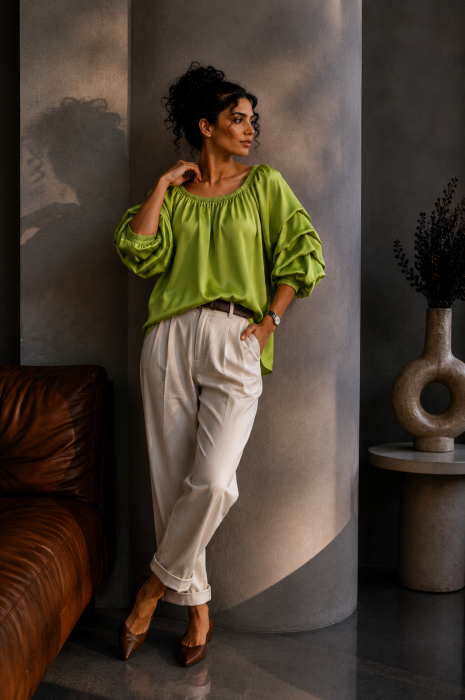 Bluza dama verde din satin cu maneci bufante [3]