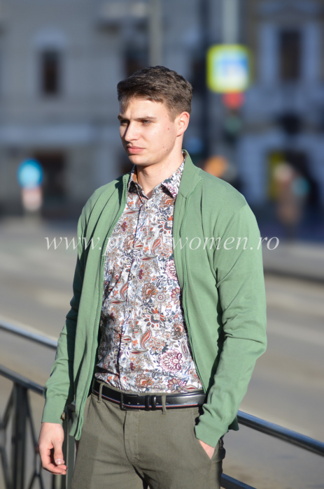 Bluza pe gat cu fermoar [6]