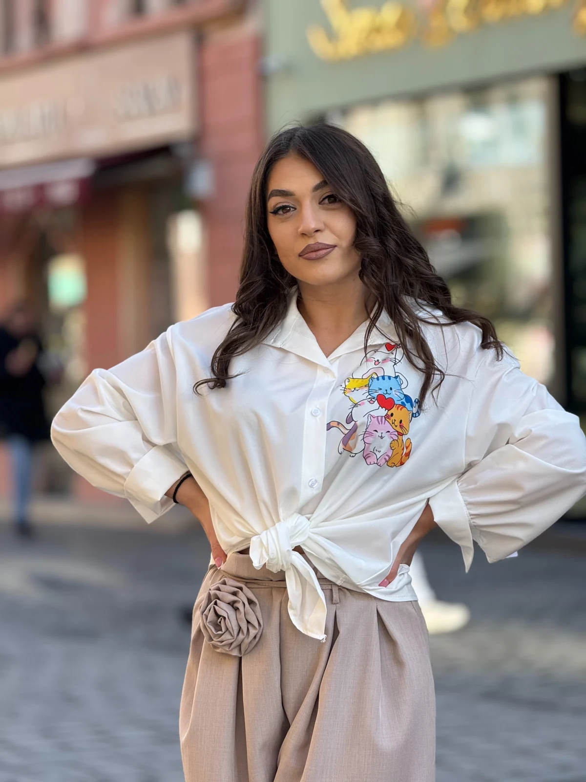 Camasa dama alba cu imprimeu pisicute