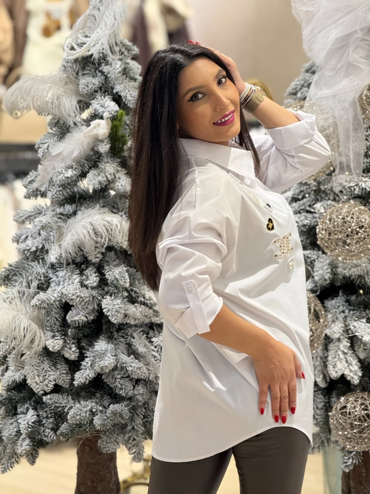 Camasa dama alba din bumbac cu logo si pietricele [4]
