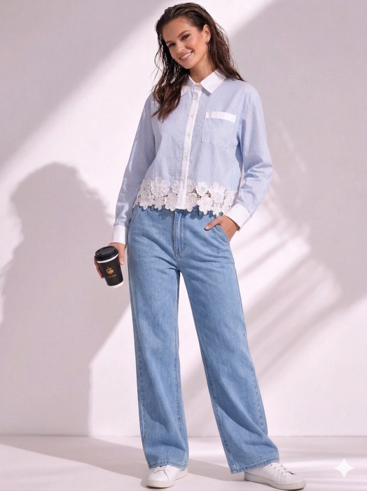 Camasa dama albastra cu dungi albe si broderie florala [4]