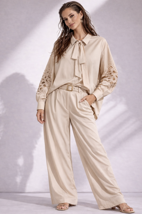 Camasa dama bej oversized cu decupaj pe maneci [4]