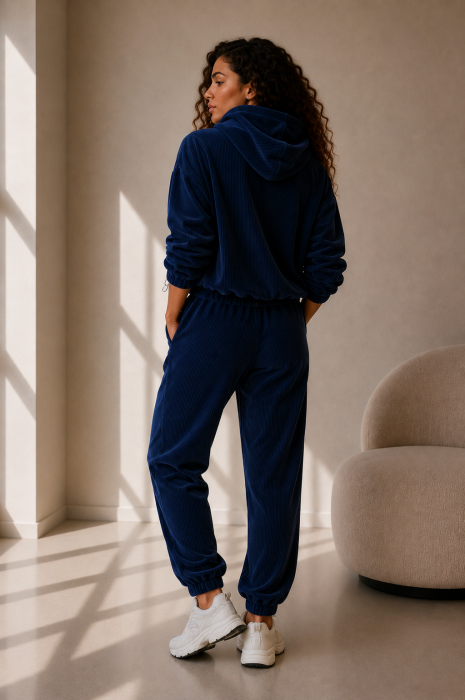Compleu dama sport bleumarin din catifea [4]