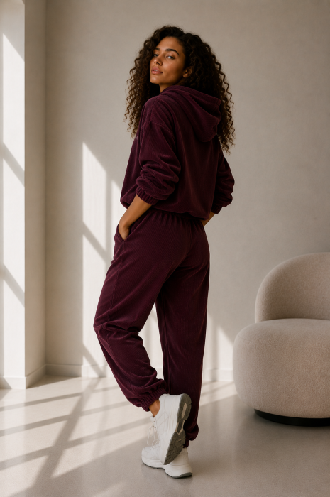 Compleu dama sport bordo din catifea [4]