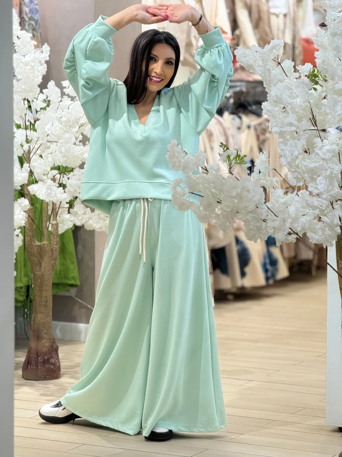 Compleu NEGRU  cu bluza in anchior [1]