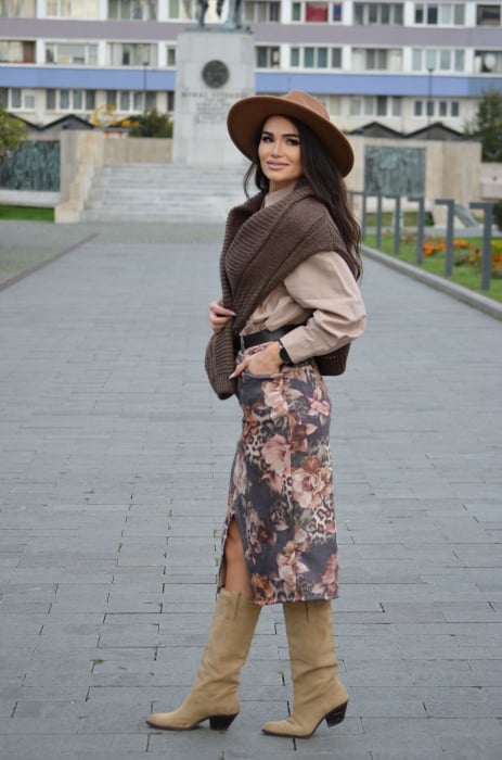 Fusta cu print floral si curea in talie [2]