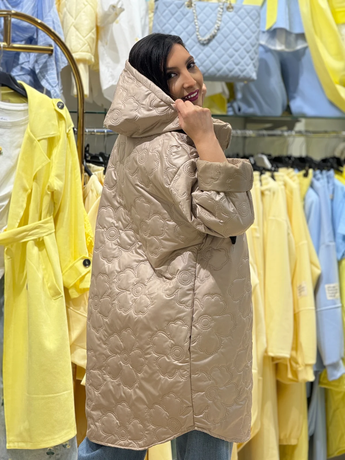 Geaca dama bej lunga cu broderie florala [4]