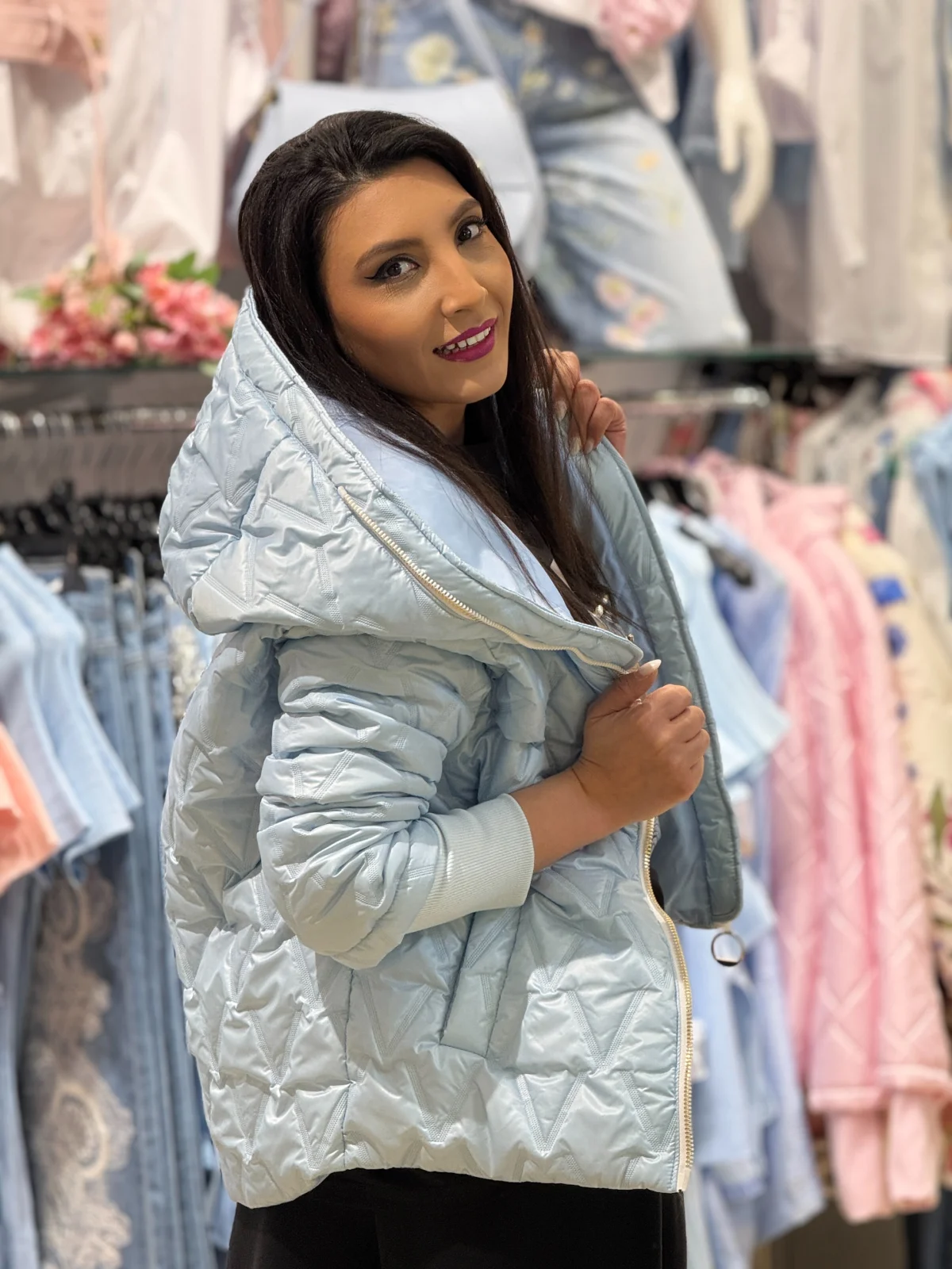 Geaca dama bleu cu broderie in V si fermoar integral [6]