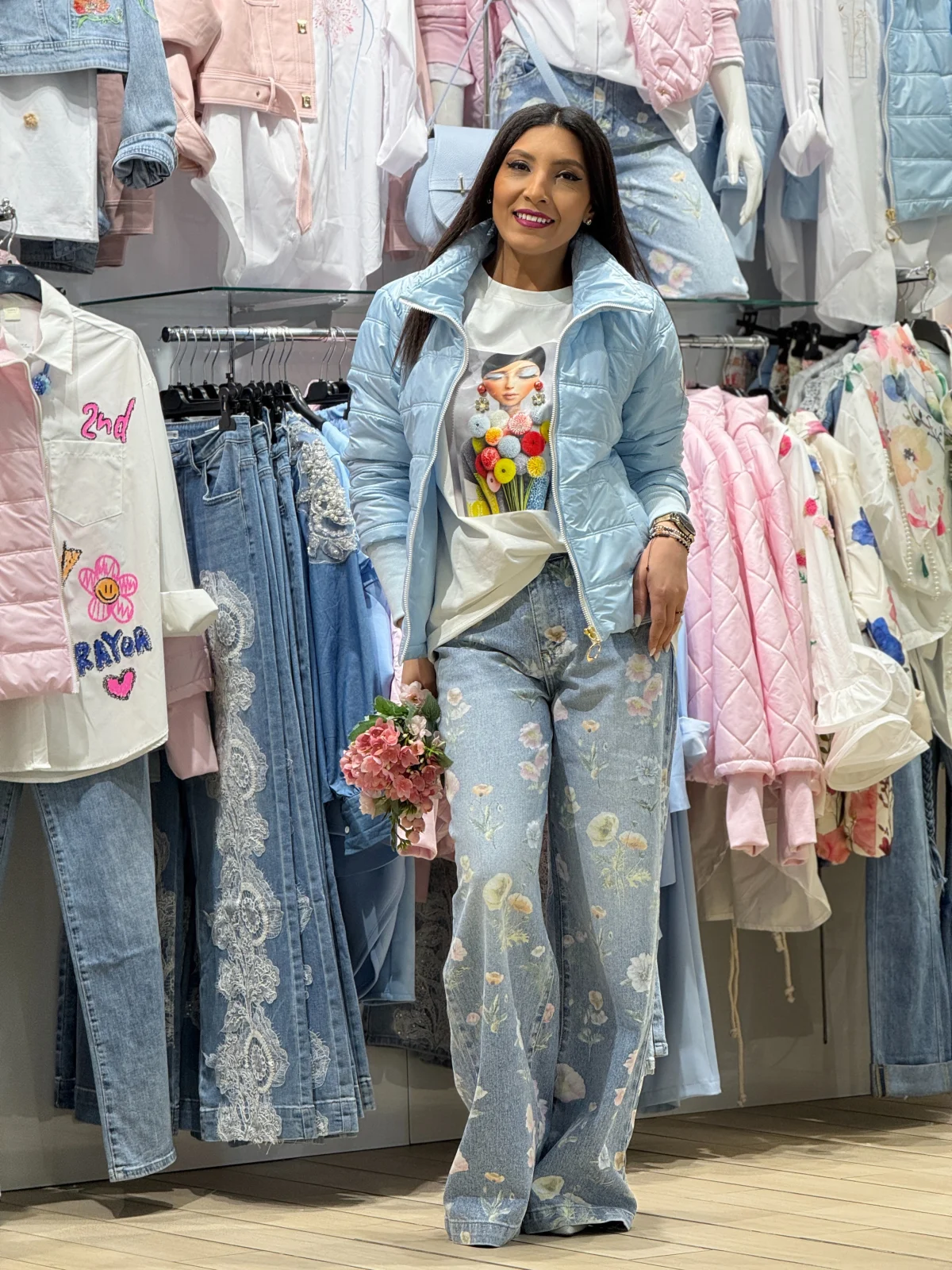 Geaca dama bleu cu mansete si broderie orizontala [6]