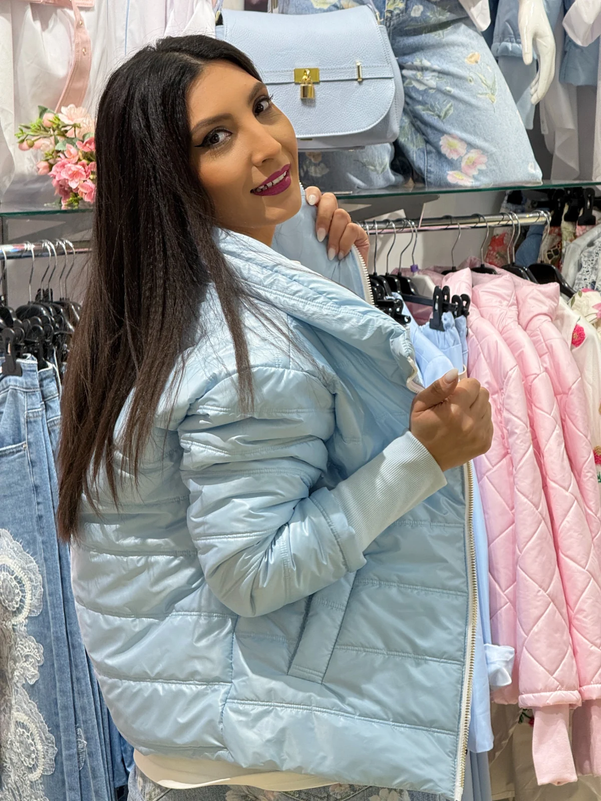 Geaca dama bleu cu mansete si broderie orizontala [4]