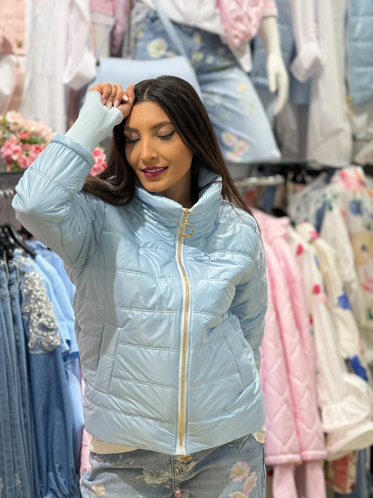 Geaca dama bleu cu mansete si broderie orizontala [2]