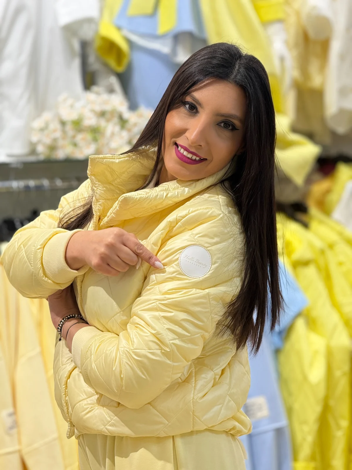 Geaca dama galbena matlasata cu manseta la maneca si elastic in talie [8]