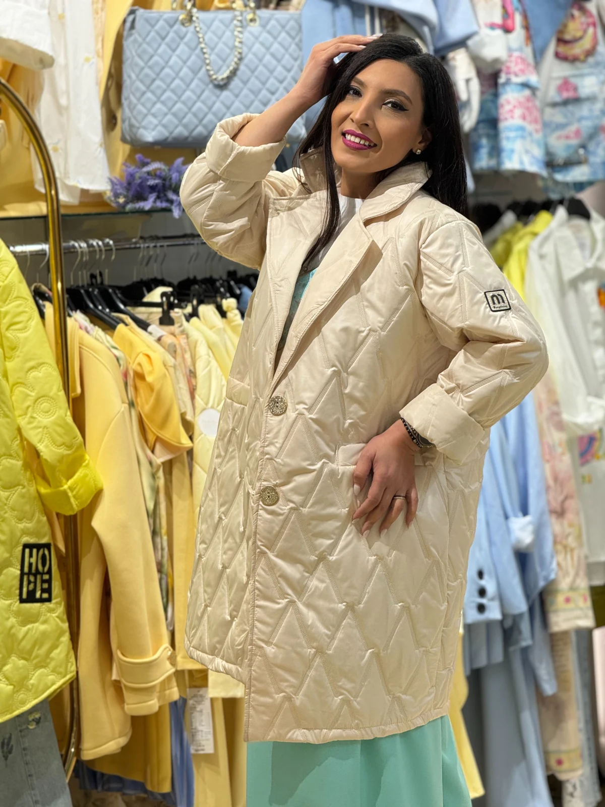 Geaca dama lunga cu nasturi si broderie in V [5]