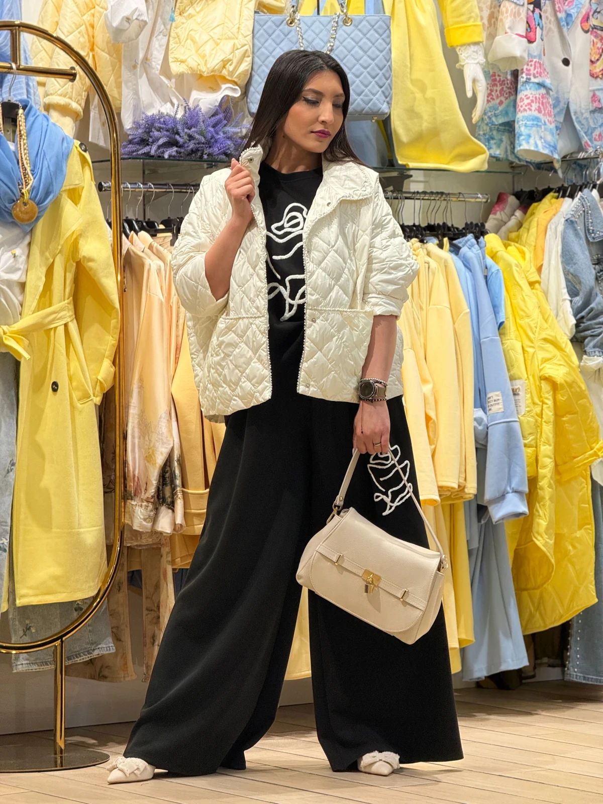 Jacheta dama alba scurta cu detalii fine din perlute [7]