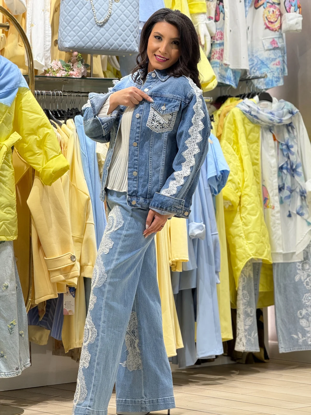 Jacheta dama albastra din denim cu dantela [6]