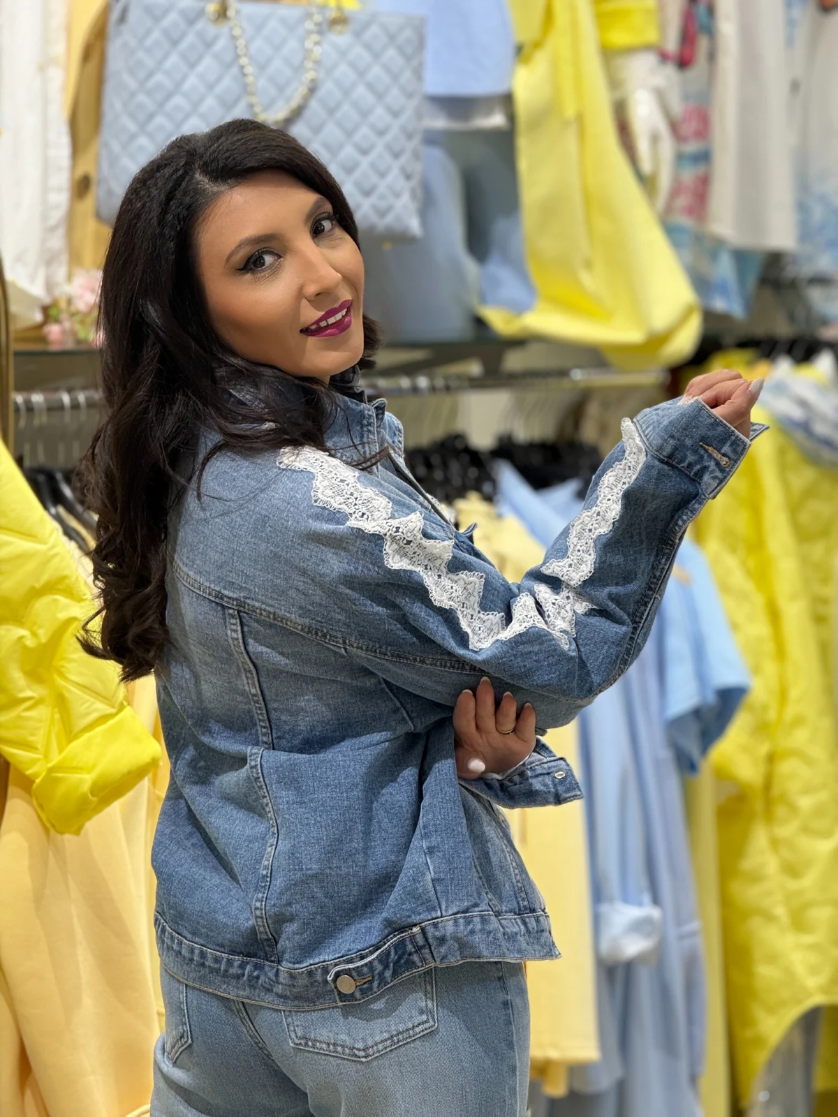 Jacheta dama albastra din denim cu dantela [2]