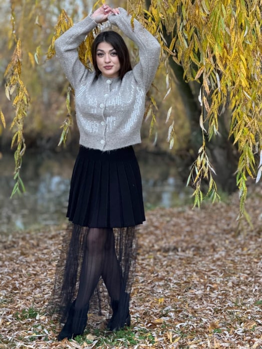 Jacheta dama bej cu paiete transparente [3]