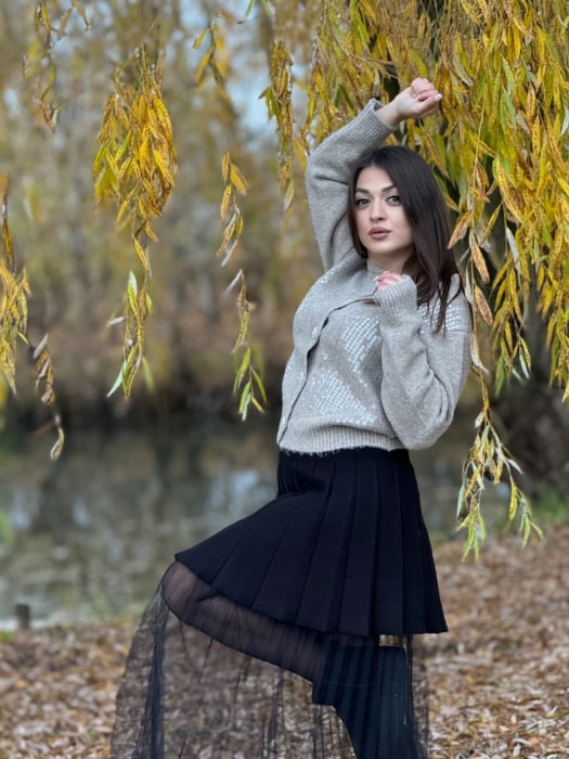 Jacheta dama bej cu paiete transparente [2]