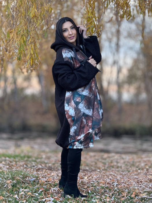 Jacheta dama neagra cu imprimeu colorat si buzunar aplicat [5]