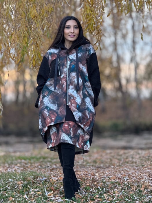 Jacheta dama neagra cu imprimeu colorat si buzunar aplicat [3]